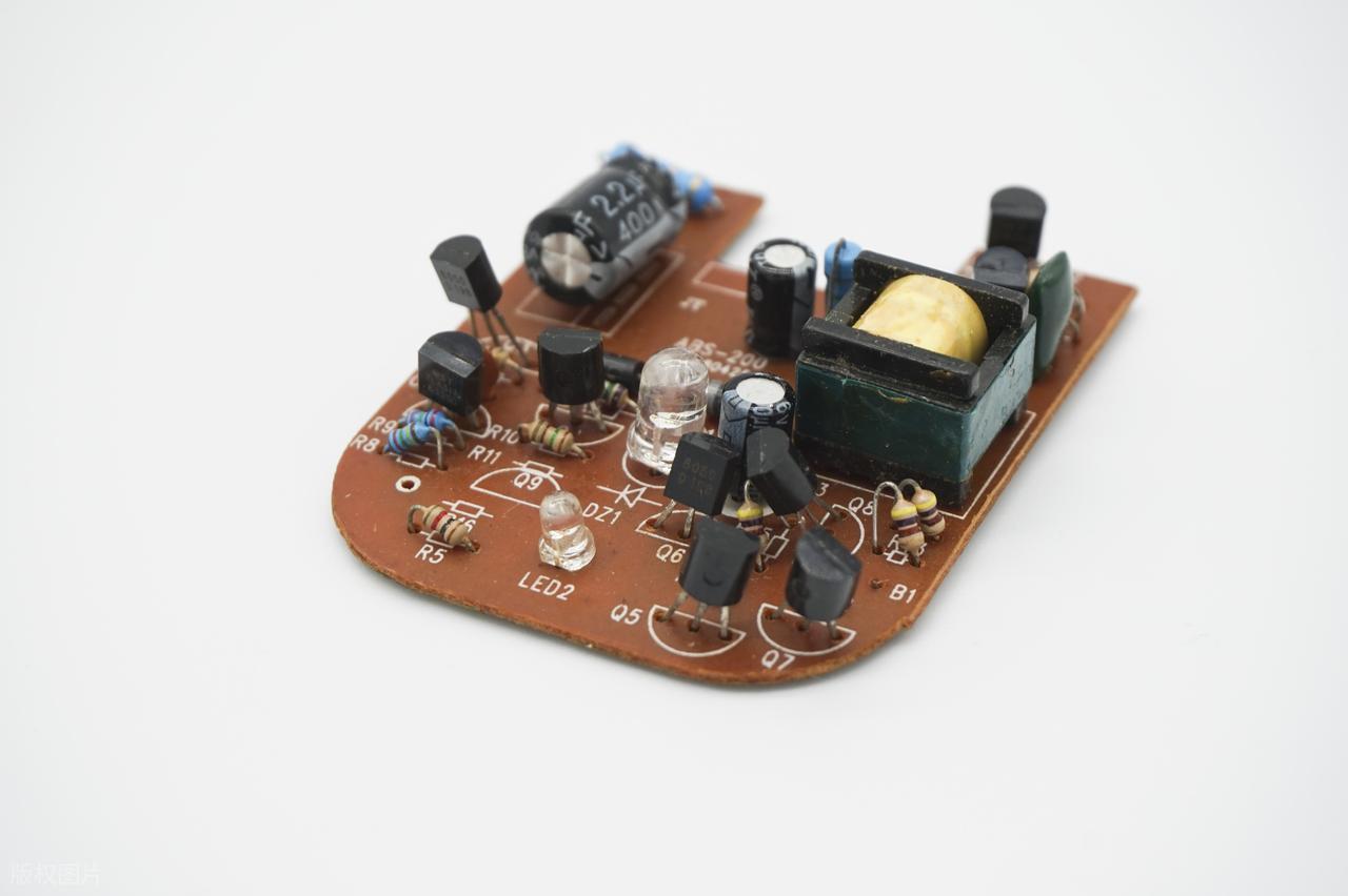  01005封装的SMT贴片回流焊过程中常见的缺陷